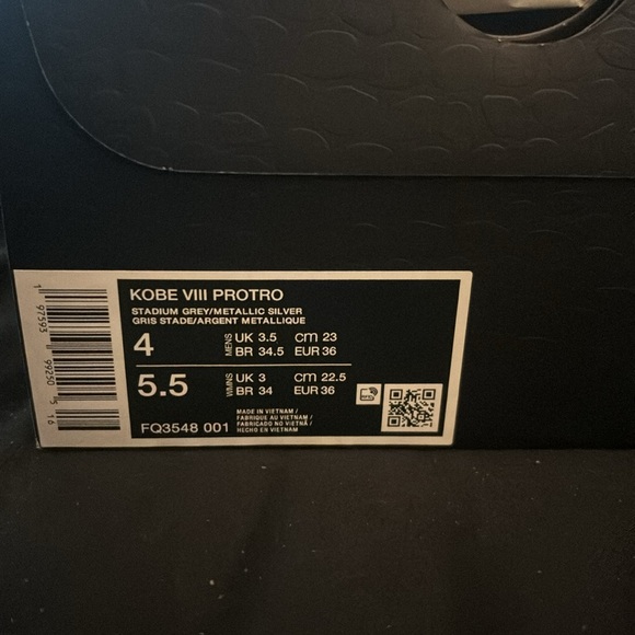 Selling Authentic Unisex Kobe VIII Protro Unisex NEW RELEASE -2024-BRAND NEW - Picture 5 of 5